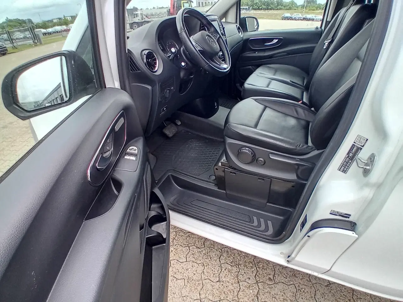 Billede 8 - Mercedes Vito 114 2,0 CDi Kassevogn aut. L RWD