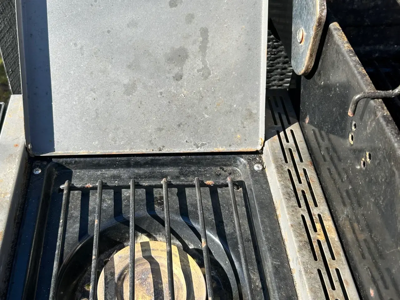 Billede 10 - Fin men godt brugt gasgrill 