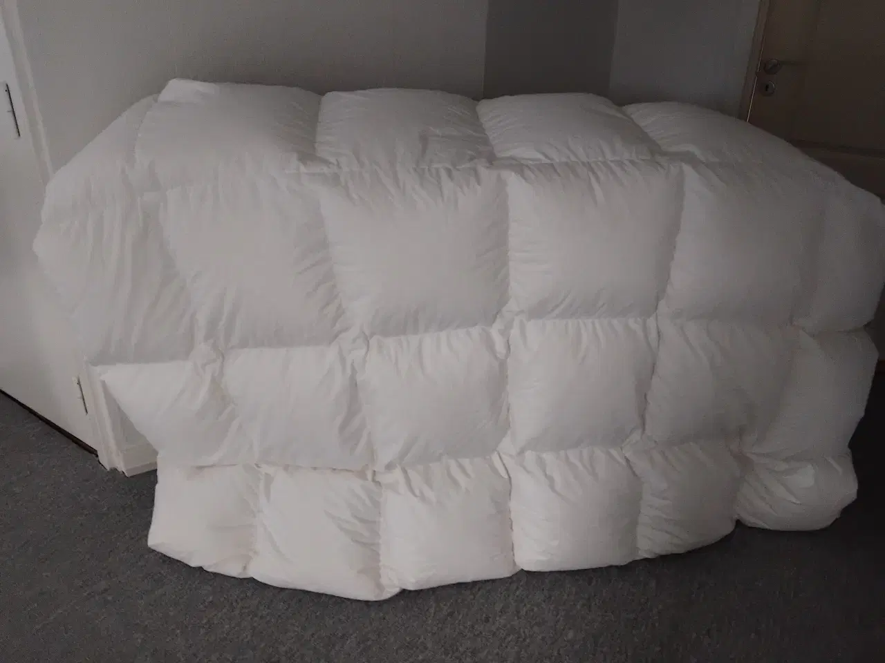 Billede 2 - Varm vinterdyne fra Borg Living. Model Favoritten.