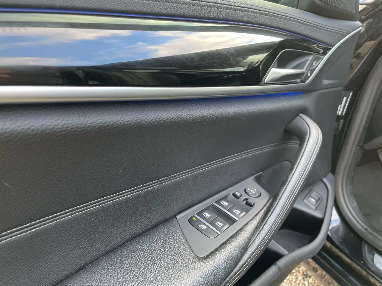 Billede 9 - BMW 520d Touring 2,0 D Luxury Line Steptronic 190HK Stc 8g Aut.