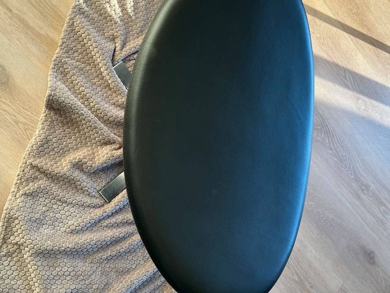 Billede 2 - Skammel til Coronastol i sort semianilin omni 