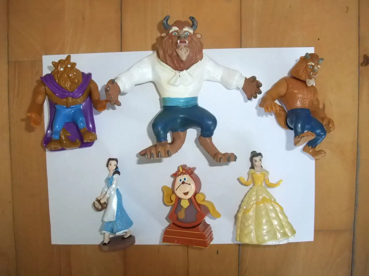 Billede 2 - Skønheden og Udyret Figurer