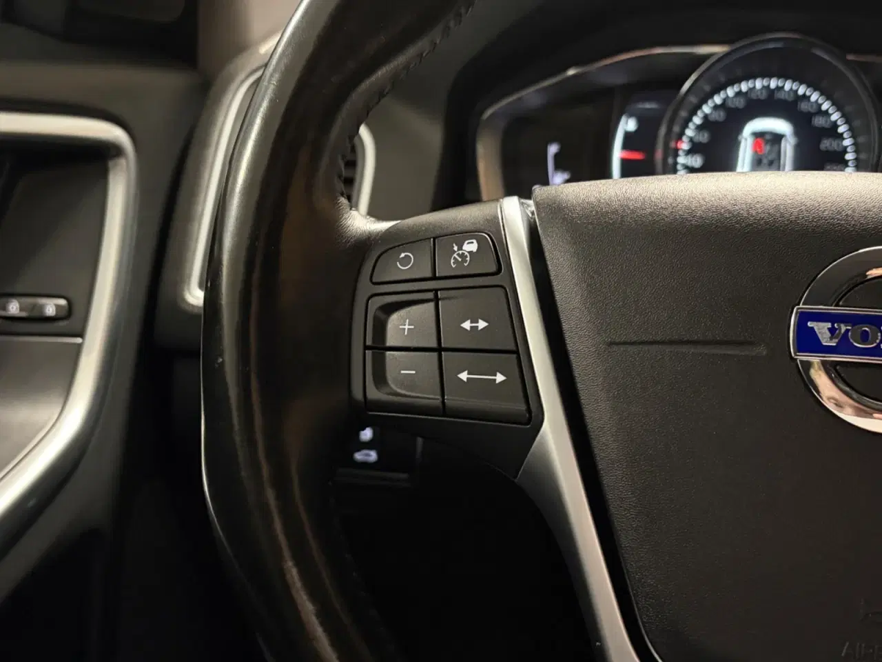 Billede 13 - Volvo XC60 2,0 D4 190 Summum aut.