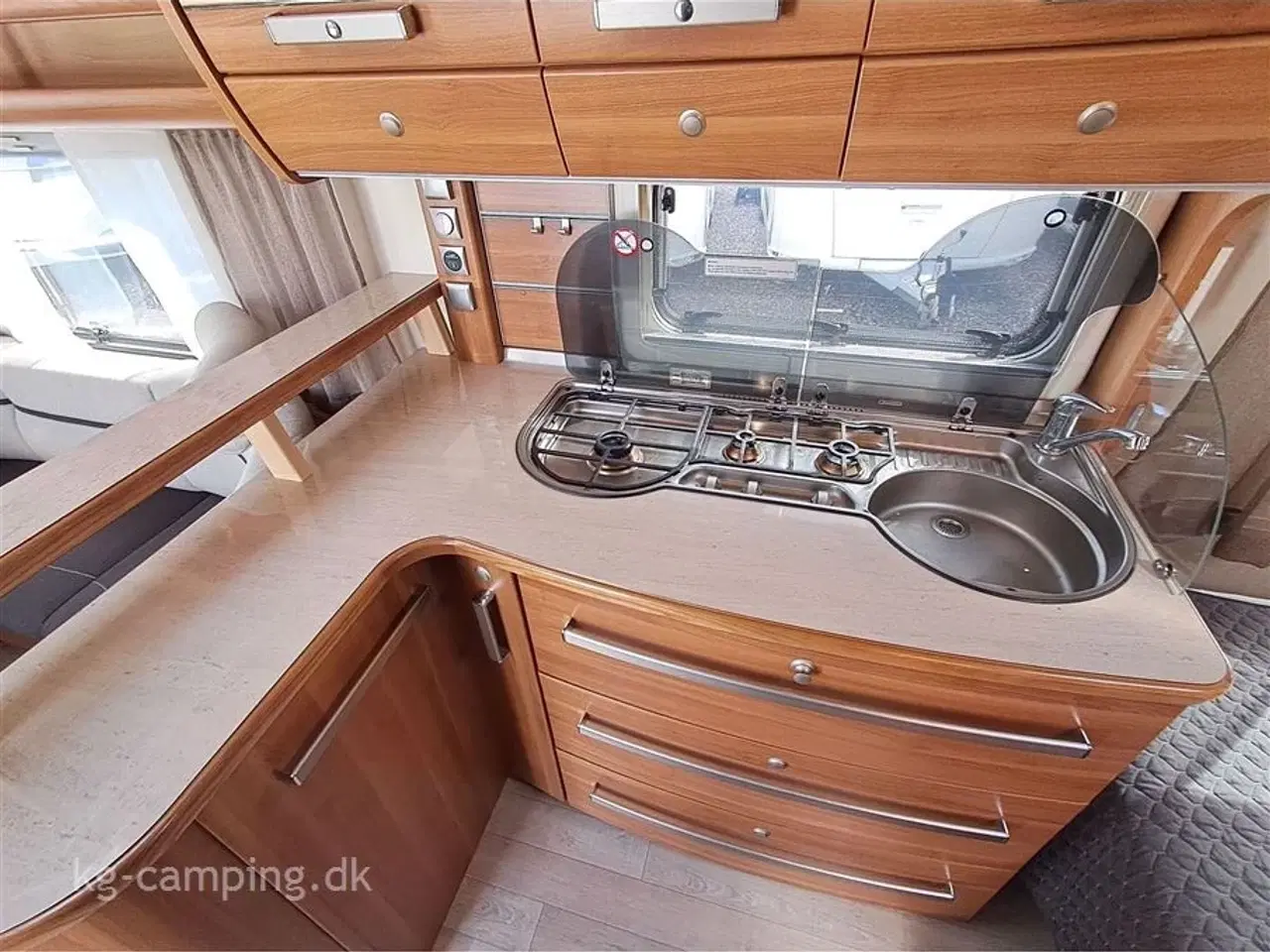 Billede 9 - 2015 - Fendt Opal 560 SRF   Kvalitetsvogn med fuldautomatisk Mover, Centralvarme og Isabella Sun Shine Plus inkl. fronter