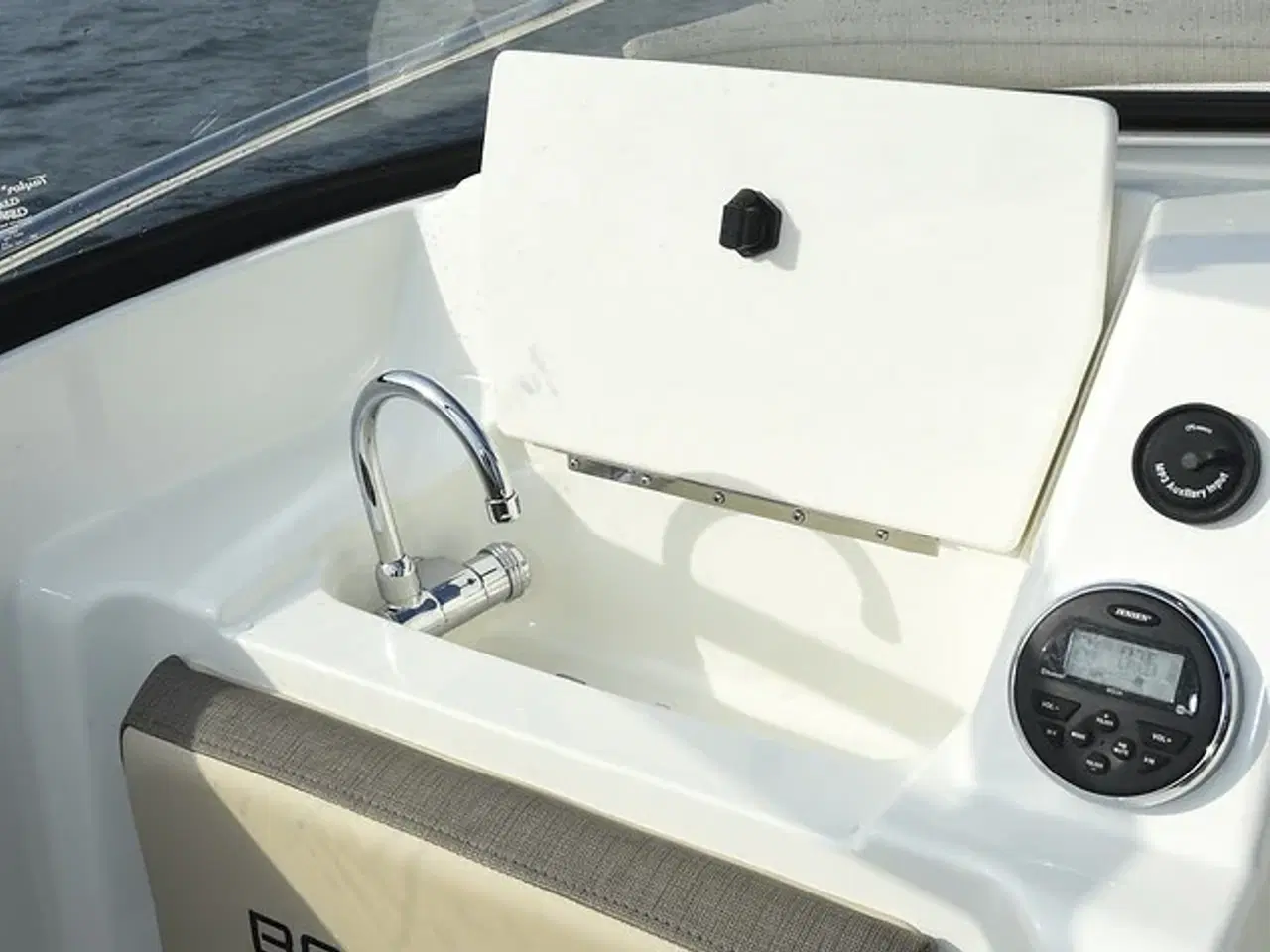Billede 7 - Bayliner VR5 Cuddy med F150 Mercury-EFI XL 3,0L  - inkl. udstyr - TILBUD