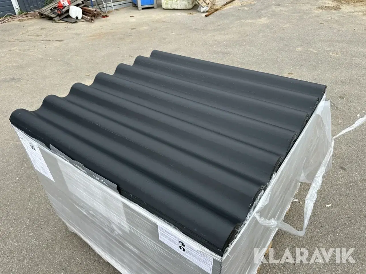 Billede 1 - Bølgeplader Euronit 700T FK sort  75 styk