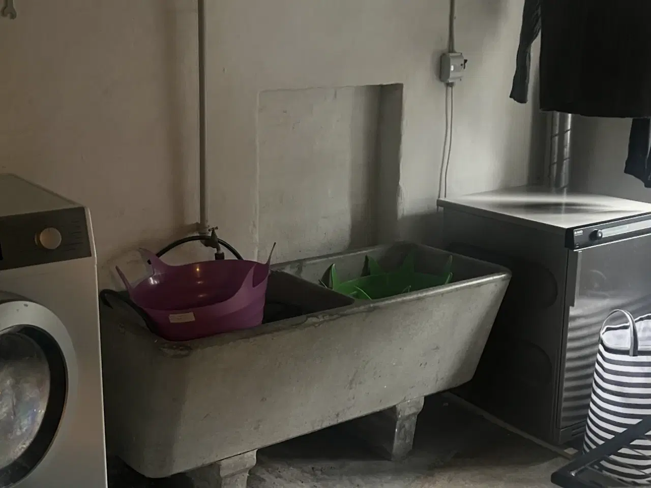 Billede 2 - Vaskekar i beton