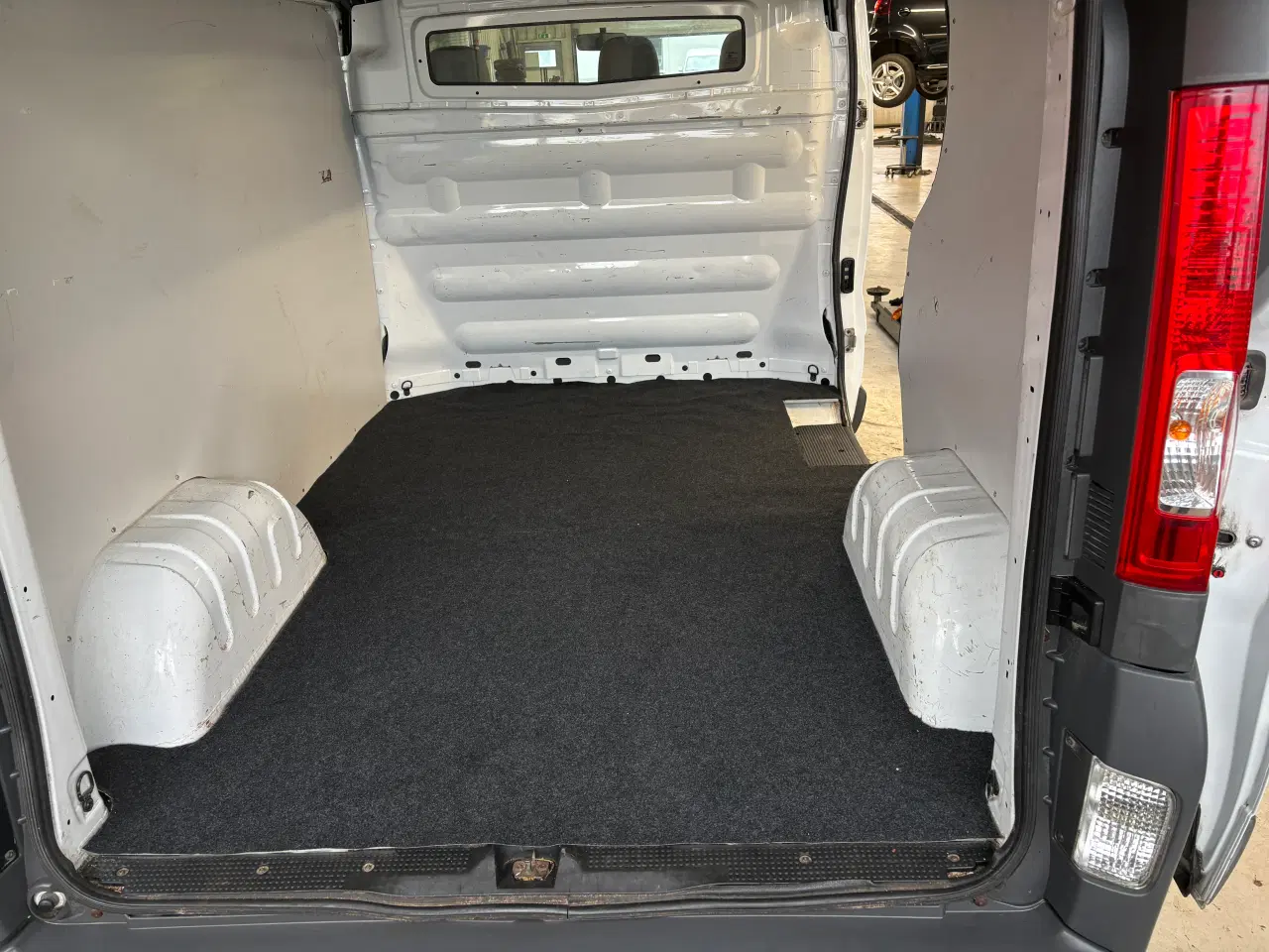 Billede 12 - Opel Vivaro 2,0 van Aut. disel med partikelfilter