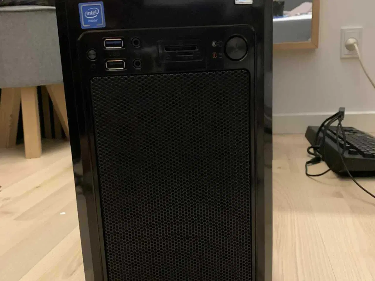 Billede 1 - Fin lille gamer pc (Selvbyg)