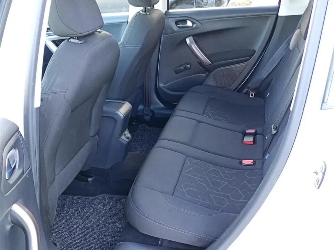 Billede 3 - Peugeot 2008 1,2 VTi Style 82HK