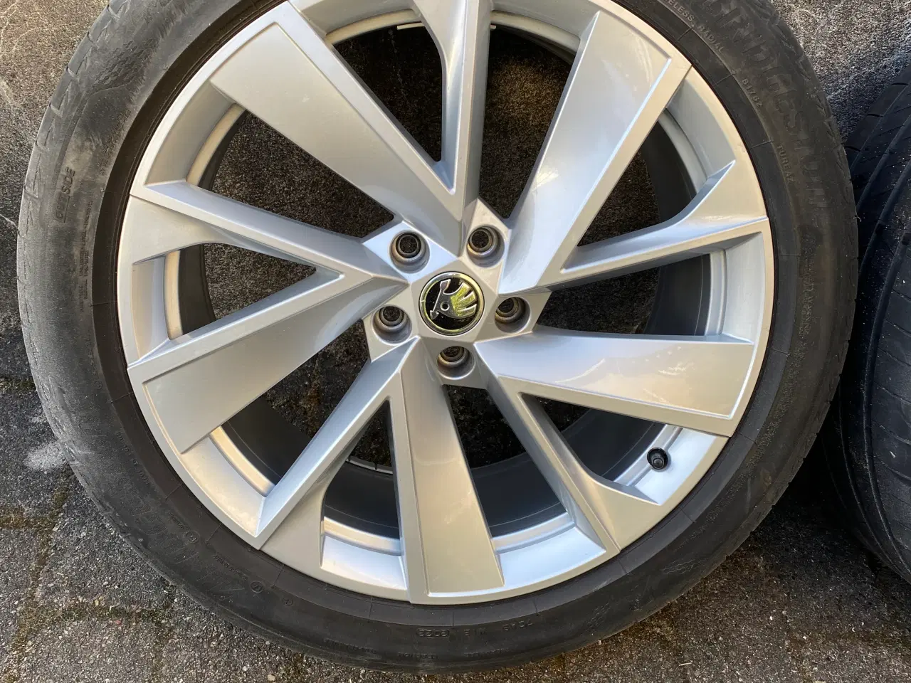 Billede 3 - Originale Alu-fælge 20” til Skoda Enyaq iV / Elroq