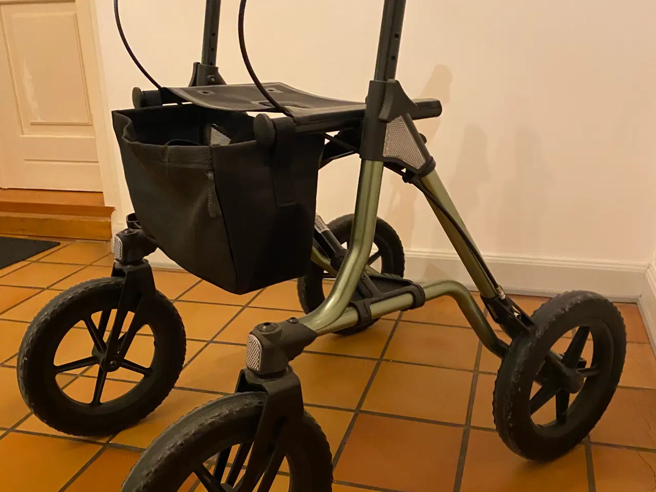 Billede 1 - Terræn Rollator