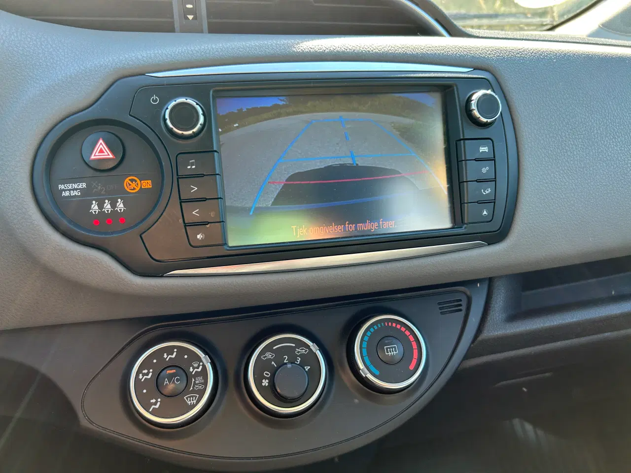 Billede 10 - Toyota Yaris 1.0 VVT-i T2 Benzin