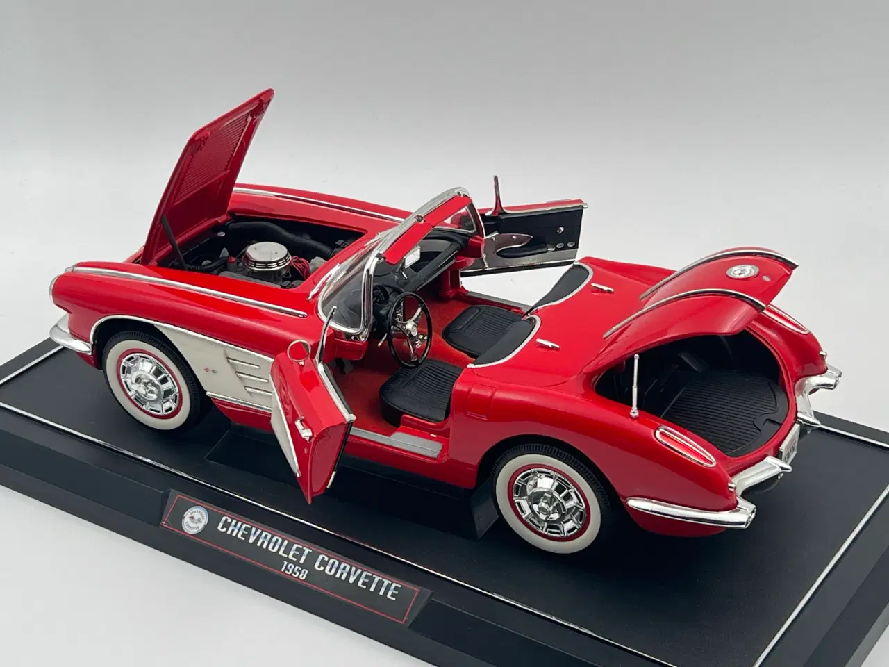 Billede 8 - 1958 Chevrolet Corvette 1:12  Super flot!