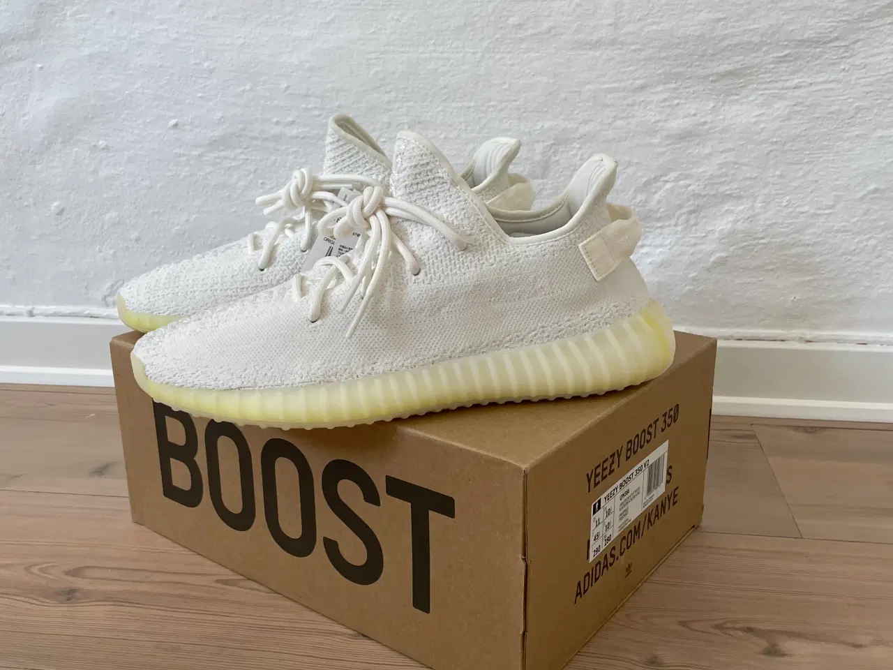 Billede 1 - Yeezy Boost 350 V2 'Triple White'