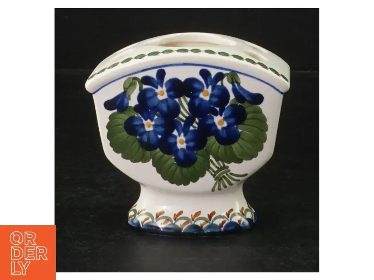 Billede 1 - Porcelæns vase (str. 9 cm)