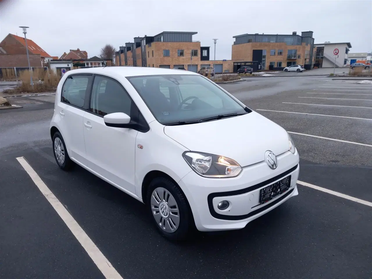 Billede 2 - VW up 1,0 MPI BMT Move 60HK 5d