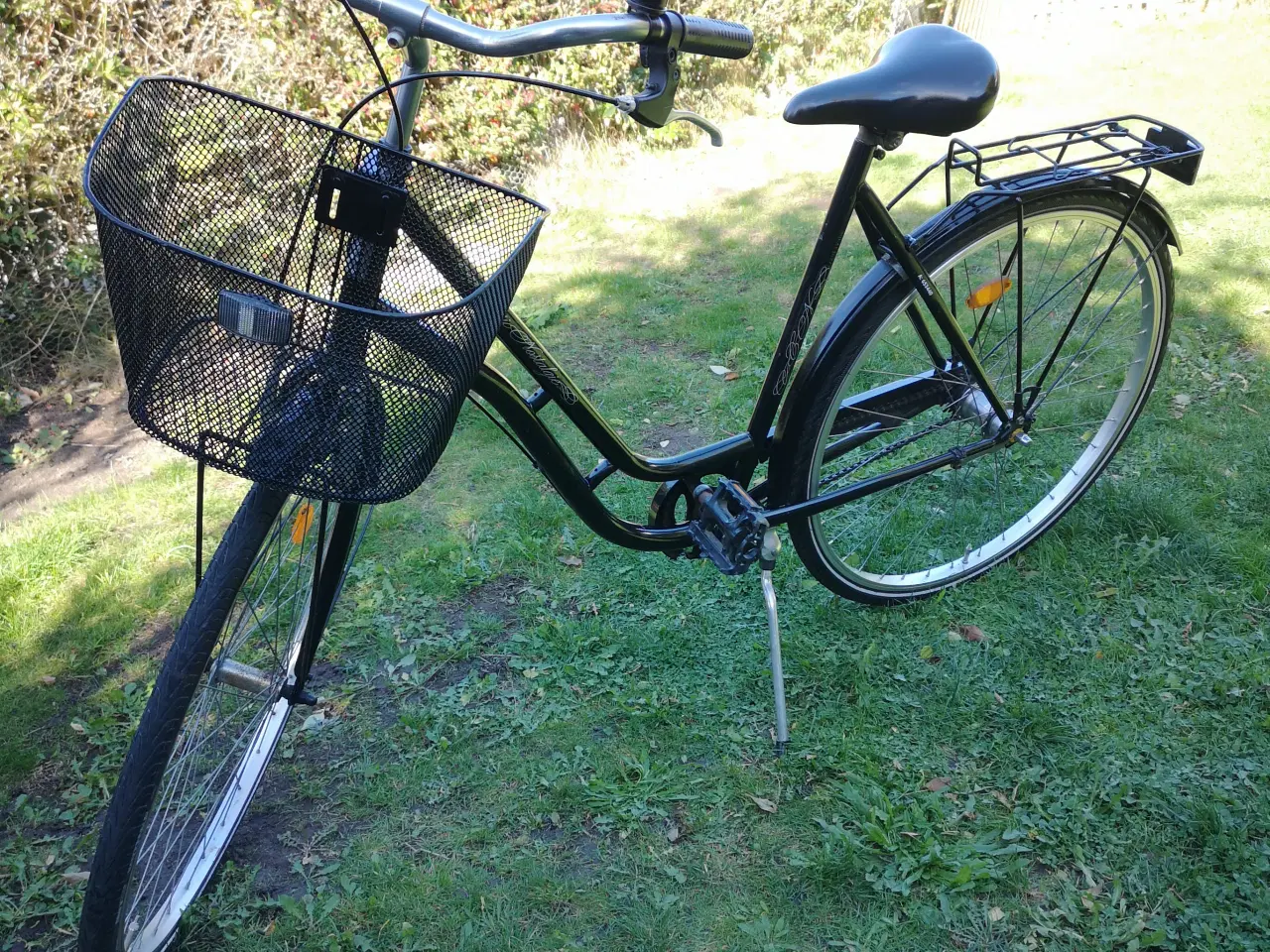 Billede 9 - Classic Nostalgie 28"  55 cm høj Ny dæk.