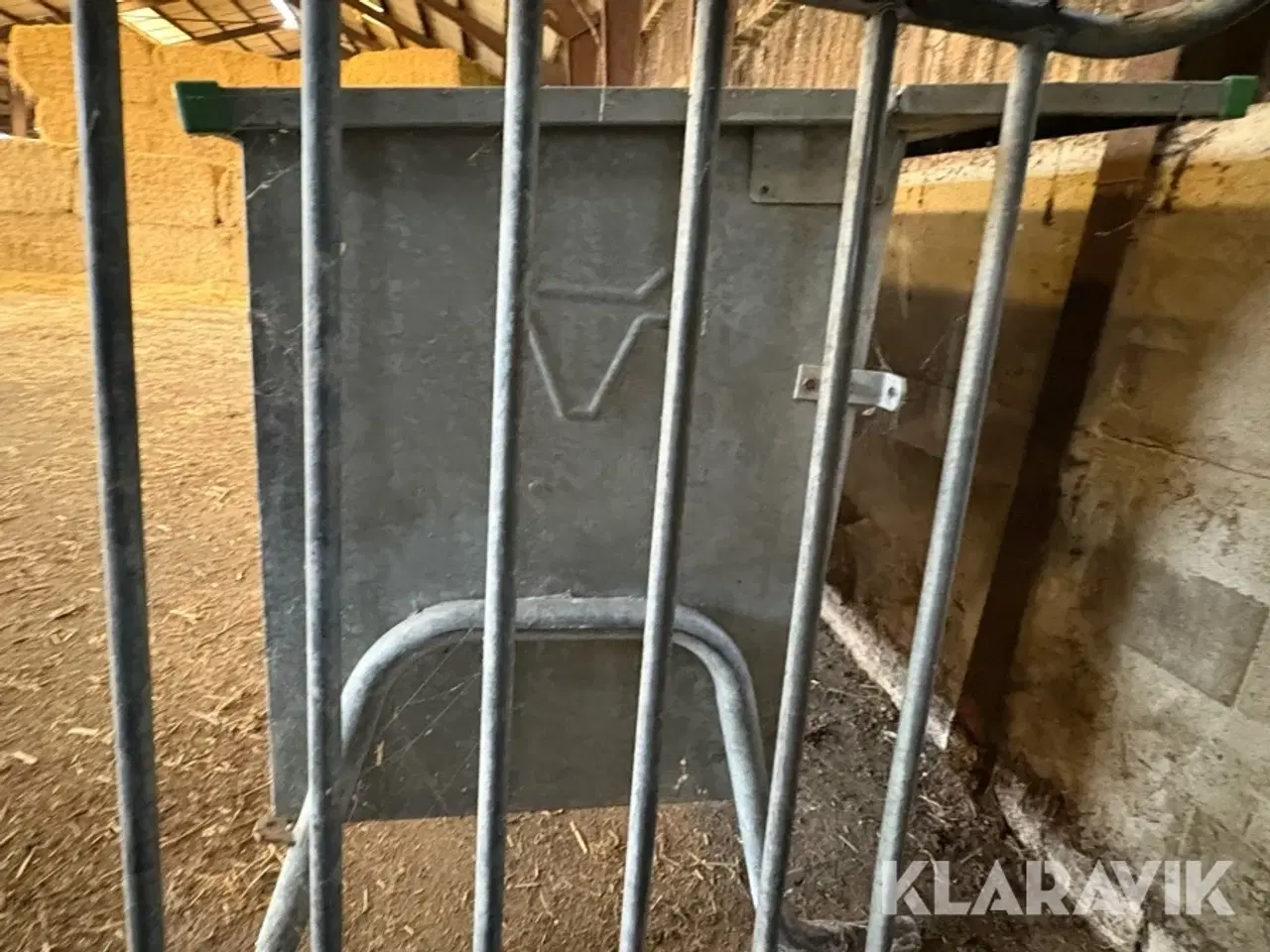 Billede 9 - Foderautomater JOURDAIN  til kalve 3 styk.