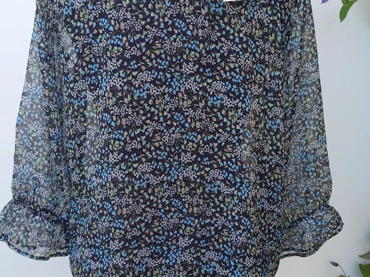 Billede 2 - Ny JDY bluse str 40
