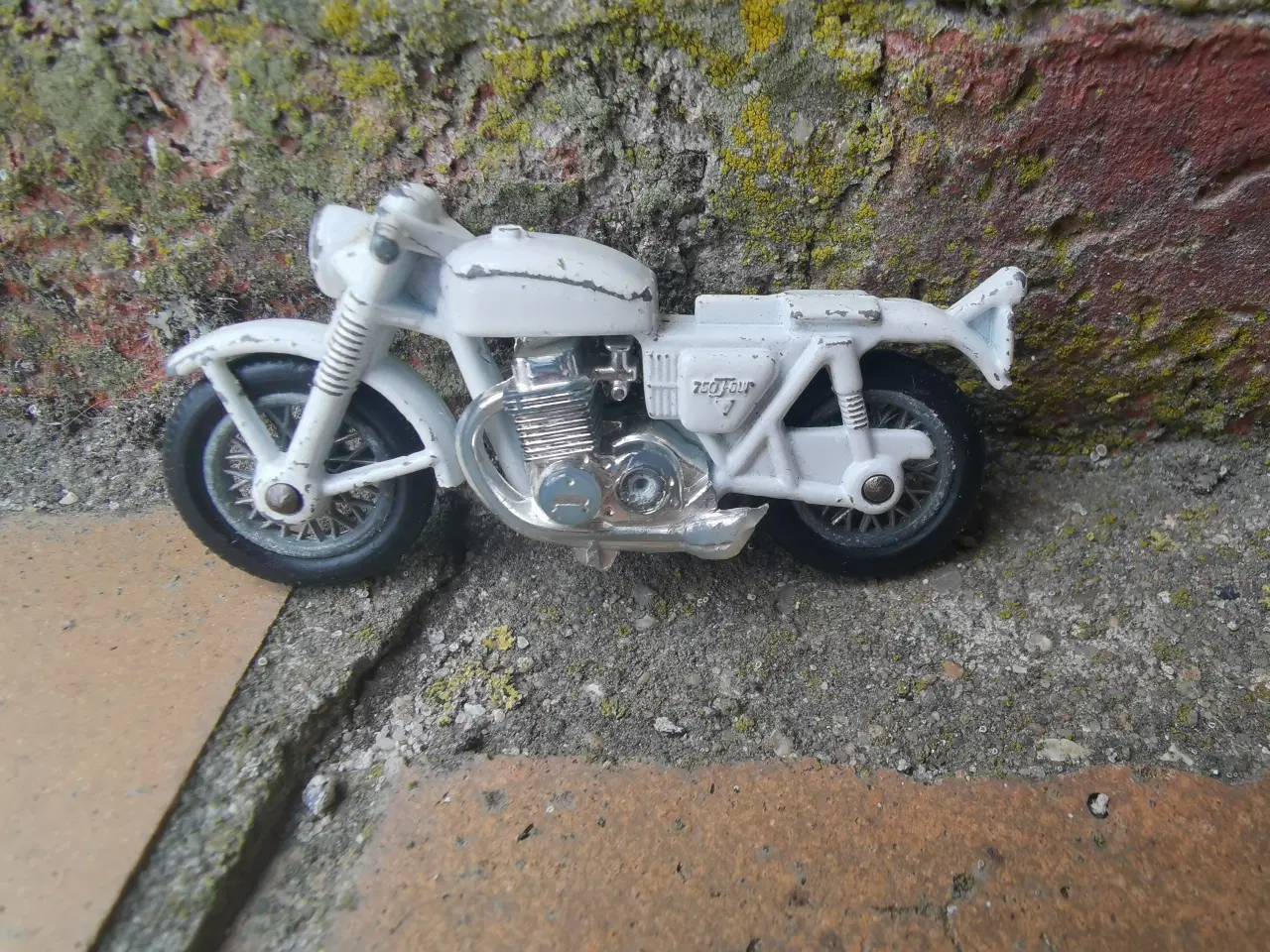 Billede 3 - Honda 750 Motorcykel - Lesney 1977