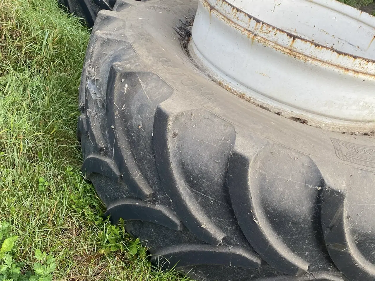 Billede 2 - Tvillinge hjul 710/70 r42 