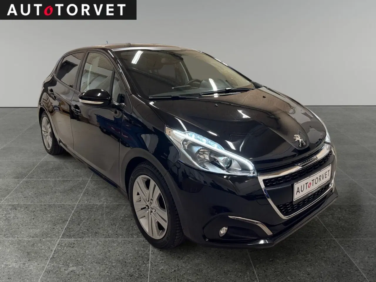 Billede 2 - Peugeot 208 1,2 VTi 82 Signature Sky