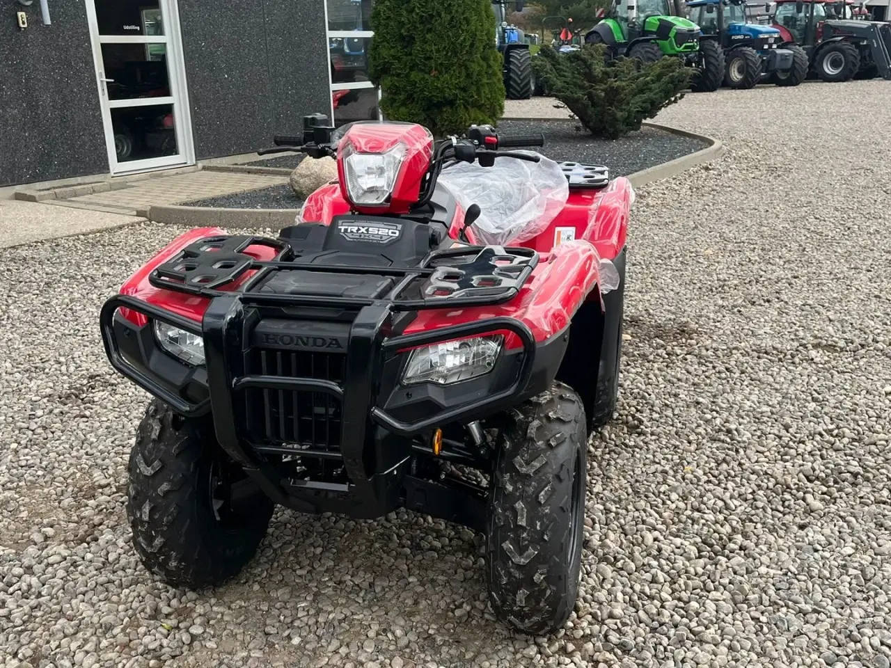 Billede 3 - Honda TRX 520 FA Vi har et stort lager af ATV, så der er også en til dig.