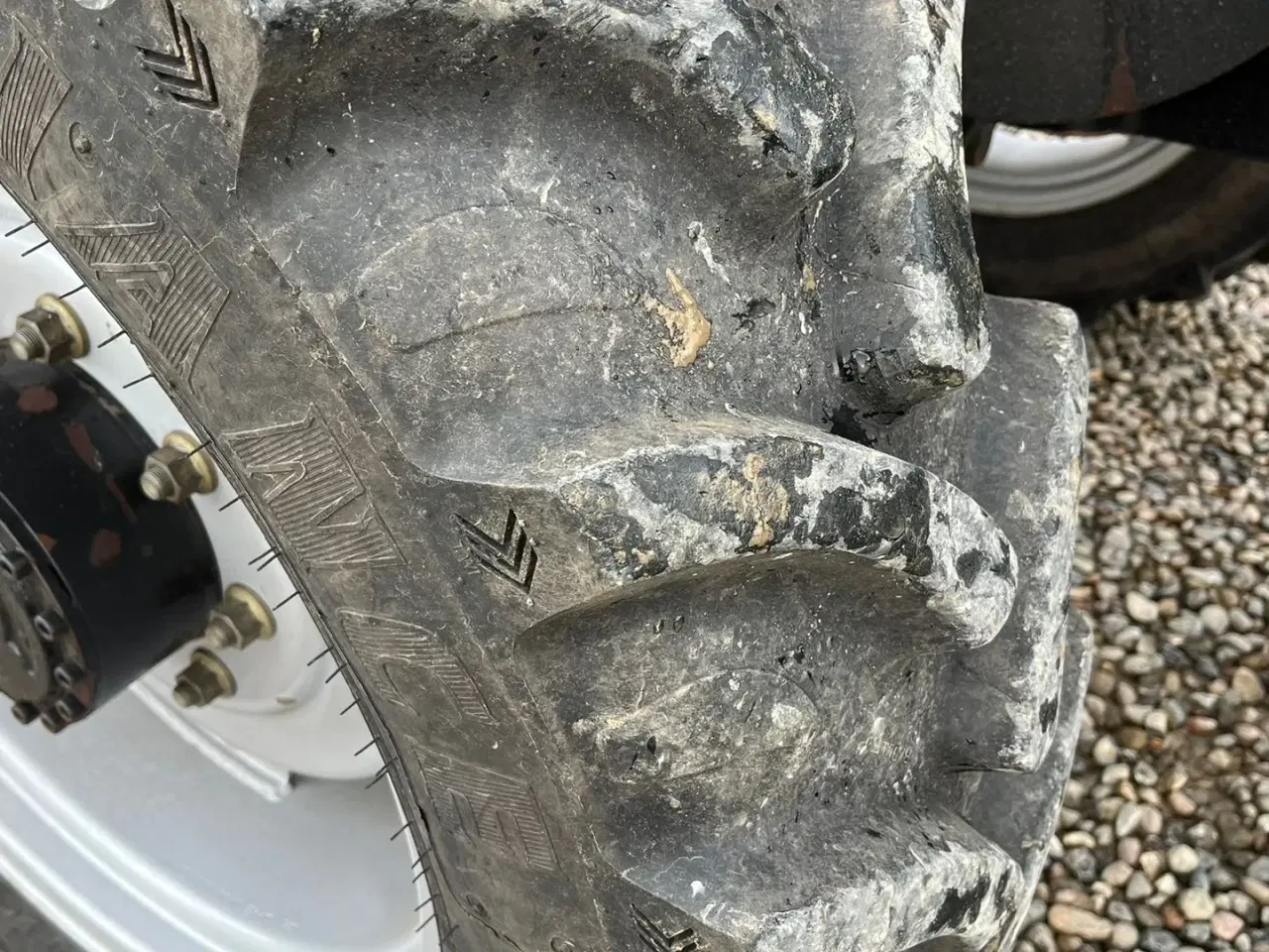 Billede 15 - Massey Ferguson 4255 Meget velholdt traktor med Quicke 640 frontlæsser