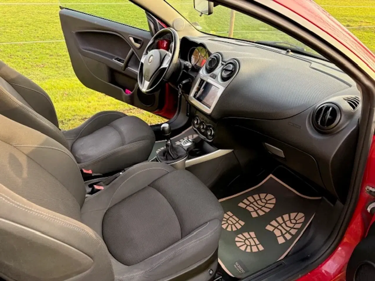 Billede 5 - Alfa Romeo MiTo 1,3 JTDm 85 Distinctive 3d,Nysynet