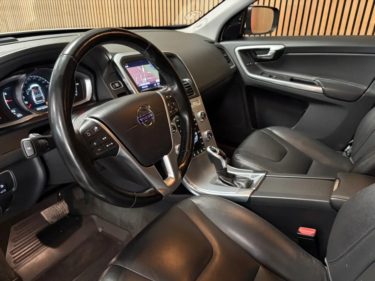 Billede 10 - Volvo XC60 2,0 D4 190 Summum aut.