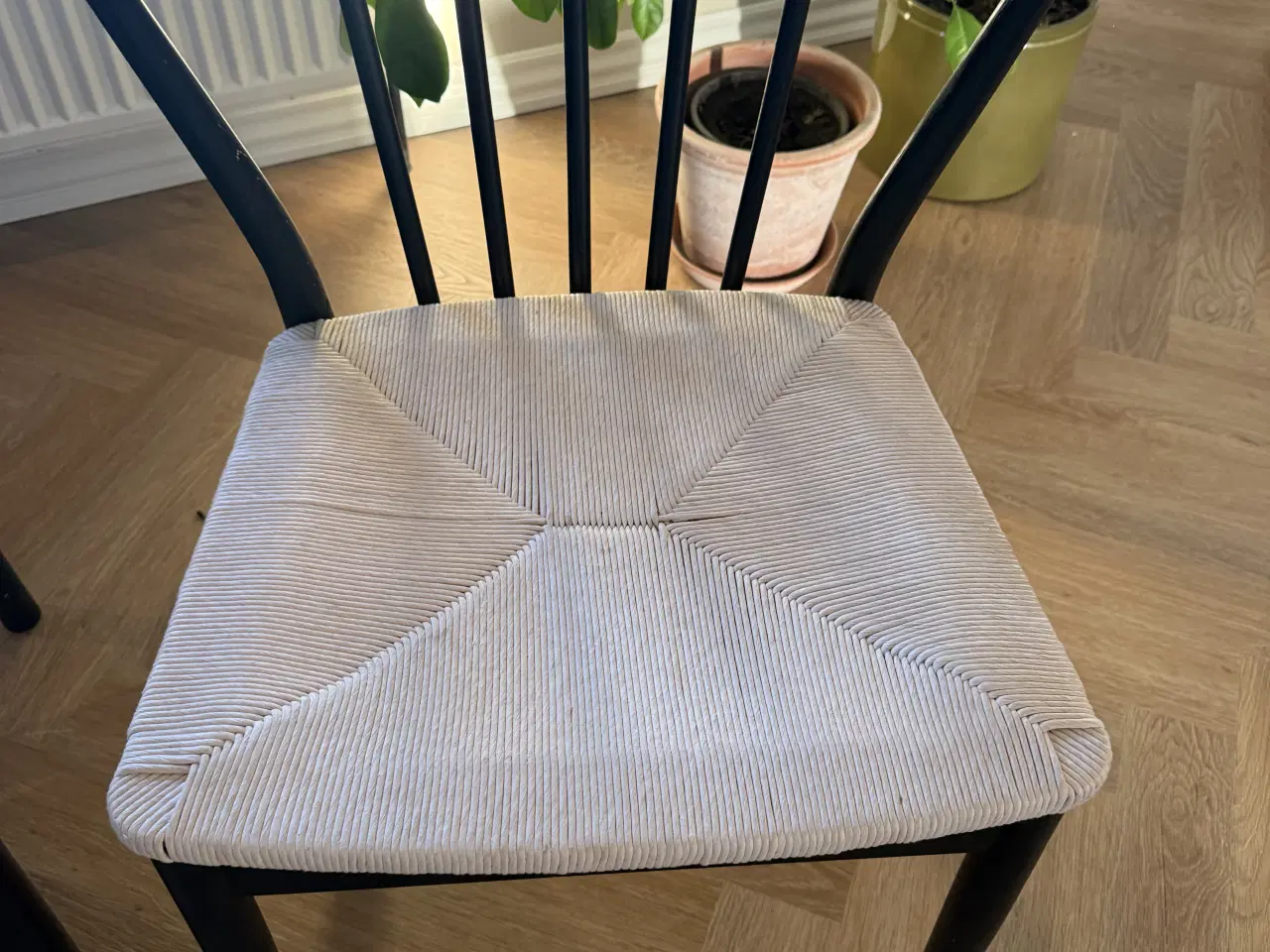 Billede 5 - 3 flotte spisebordsstole i træ med fletsæde