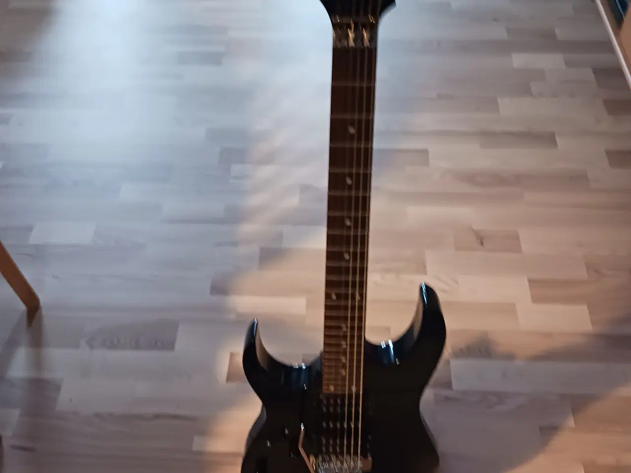 Billede 6 - Elguitar venstrehånds Ibanez