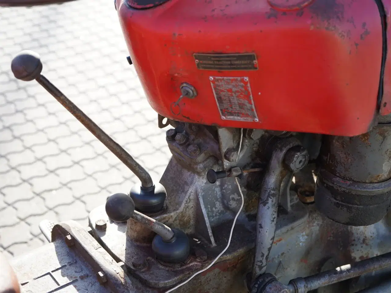 Billede 6 - Massey Ferguson MF-35 – Benzintraktor på auktion