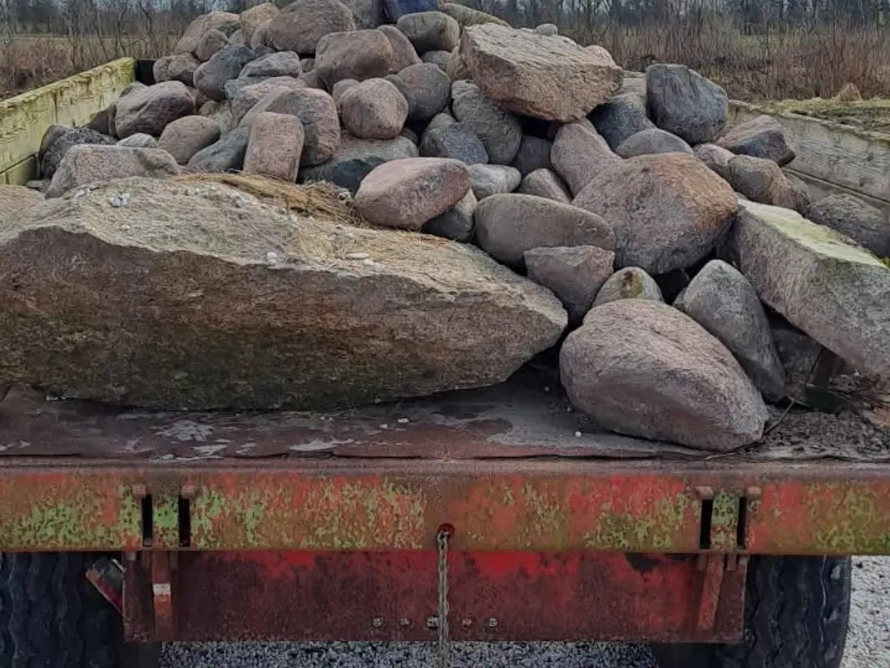 Billede 1 - Kampesten 