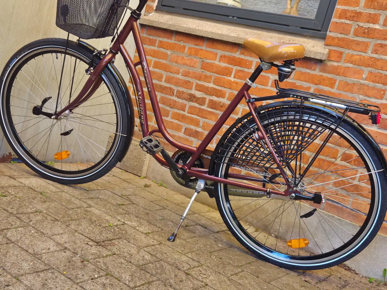 Billede 2 - Som ny Mustang Dagmar 28” damecykel