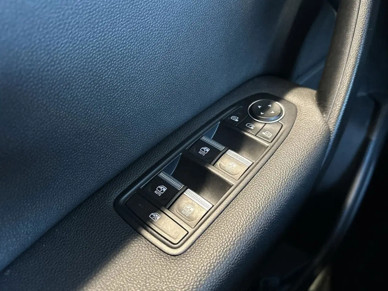 Billede 18 - Renault Captur 1,6 E-Tech Intens