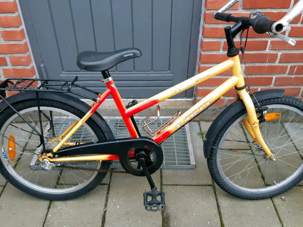 Billede 2 - Sporty Taarnby pigecykel 20" 3 gear