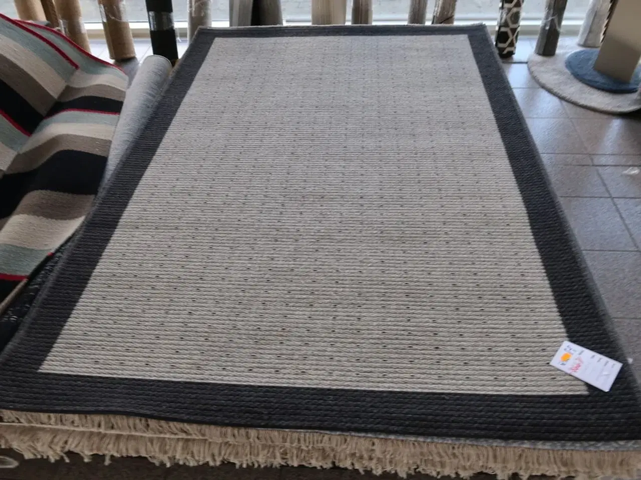 Billede 1 - Gulvtæppe AMADORA Uld
