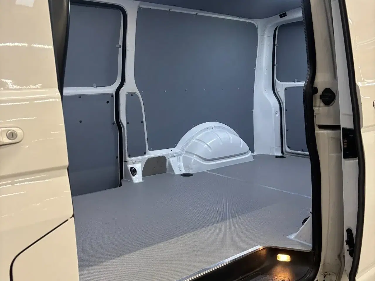 Billede 11 - VW Transporter 2,0 TDi 150 Kassevogn DSG lang