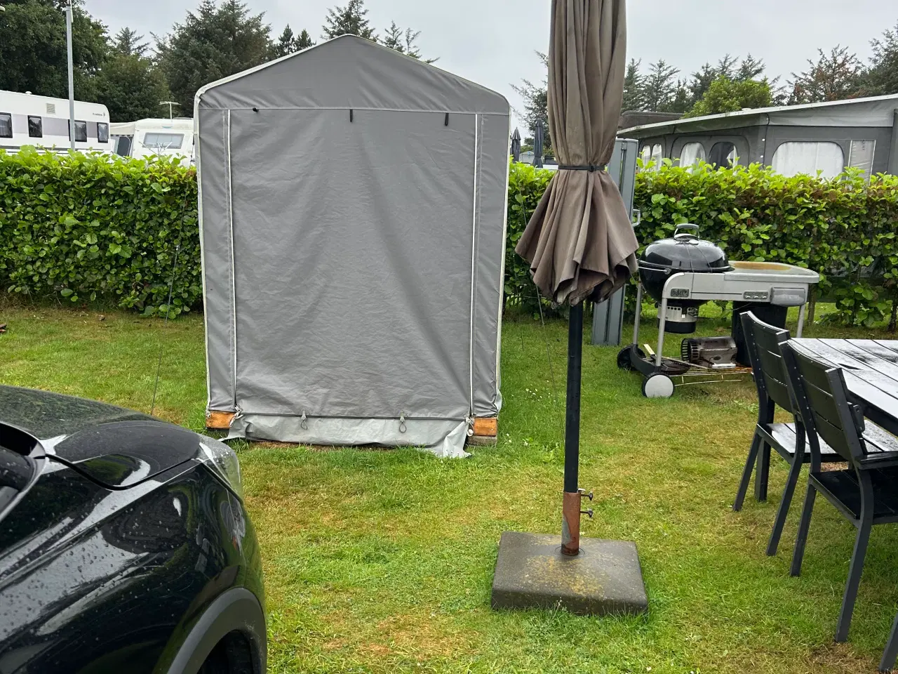 Billede 8 - Fastligger campingvogn med stor fortelt 