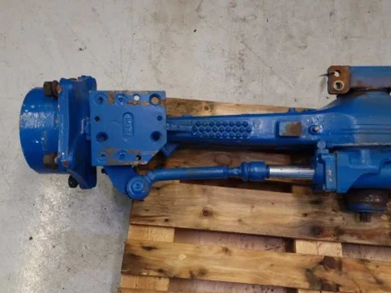 Billede 8 - Ford 6640 Foraksel