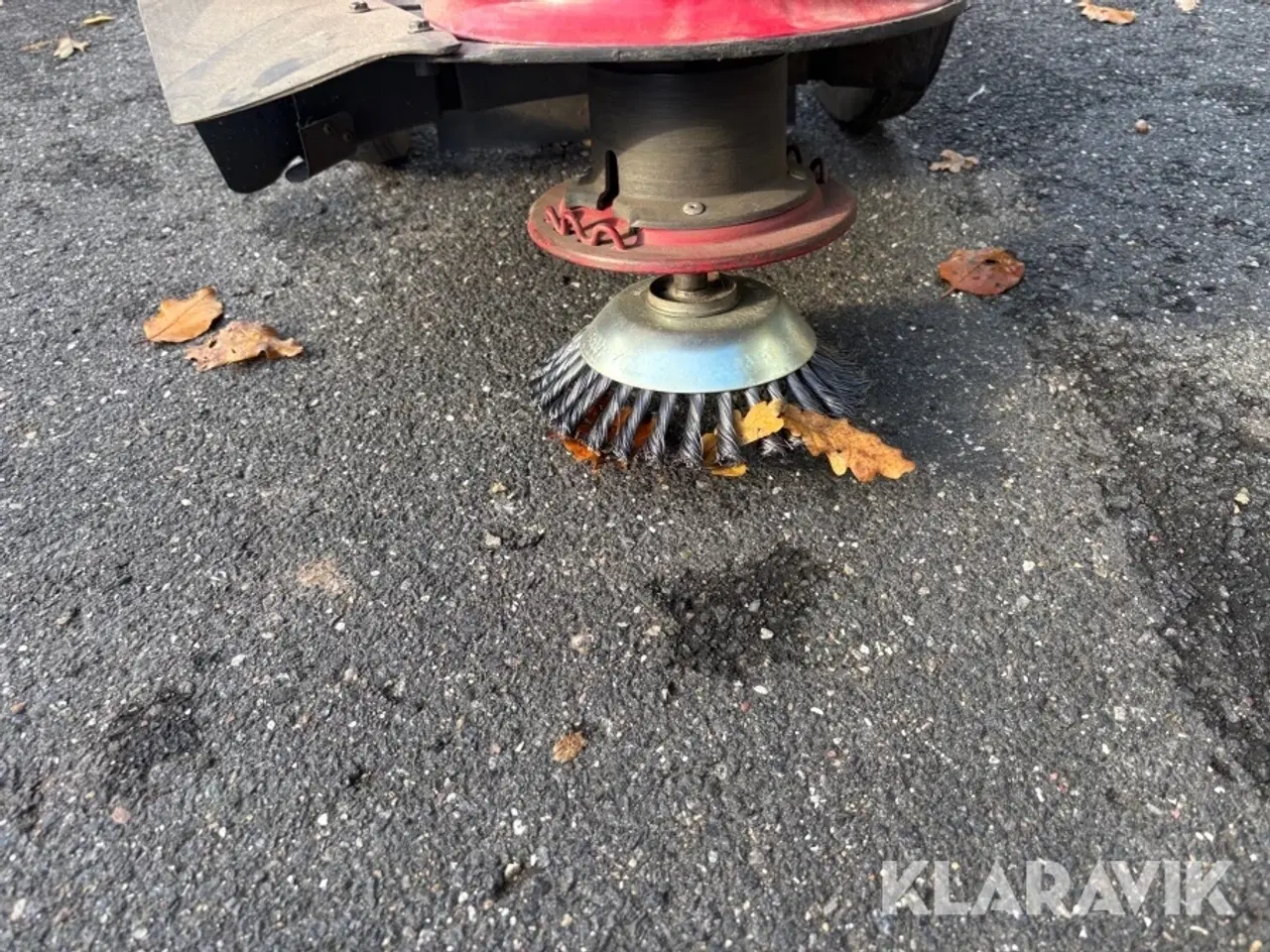 Billede 9 - Græstrimmer/Fliserenser P.Lindberg 5.8 HK