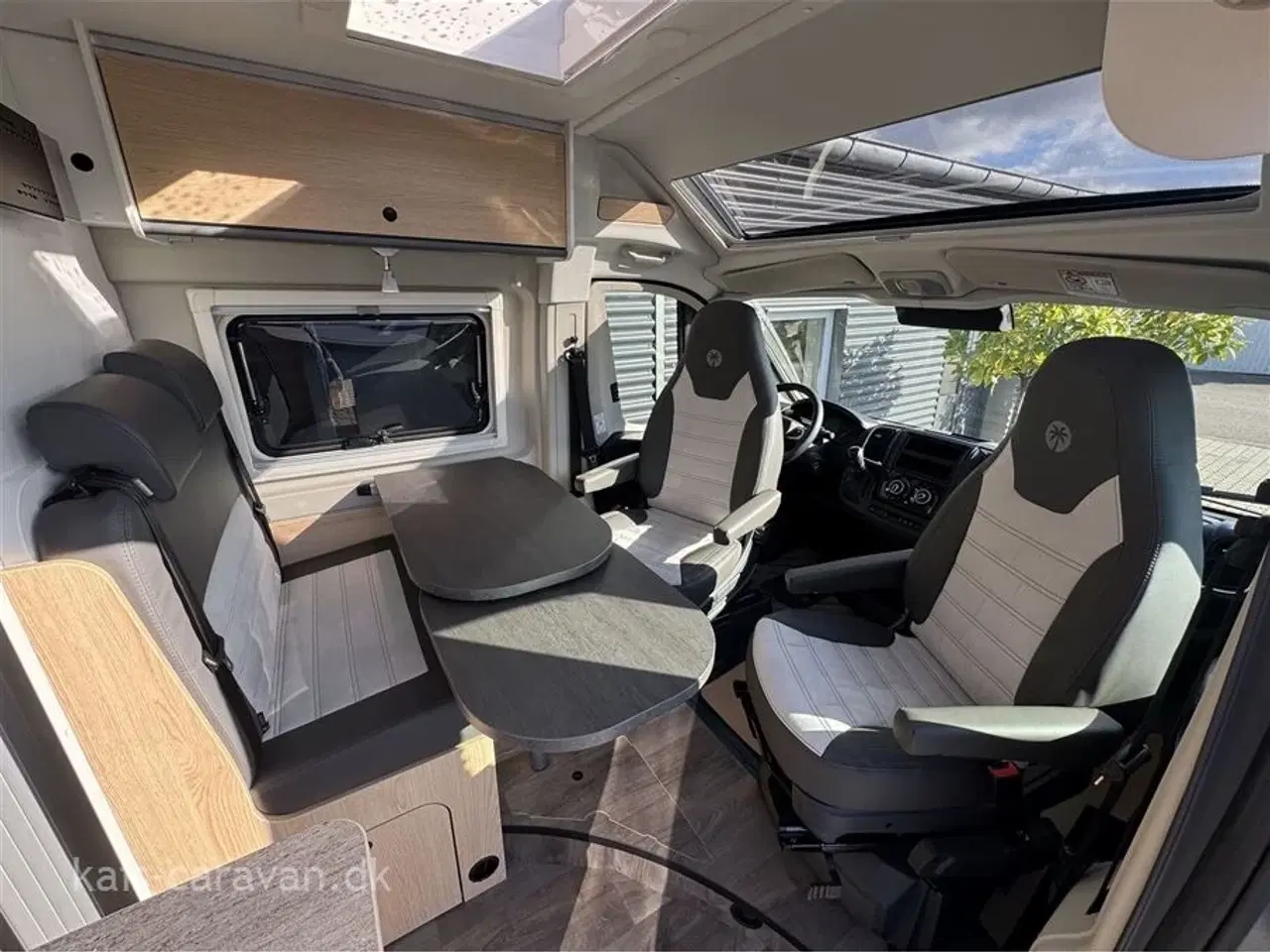 Billede 6 - 2026 - SunLight Cliff 600 Adventure Edit. - Aut. gear   SMART CAMPER VAN FRA TYSKE SUNLIGTH EN DEL AF HYMER GRUPPEN.