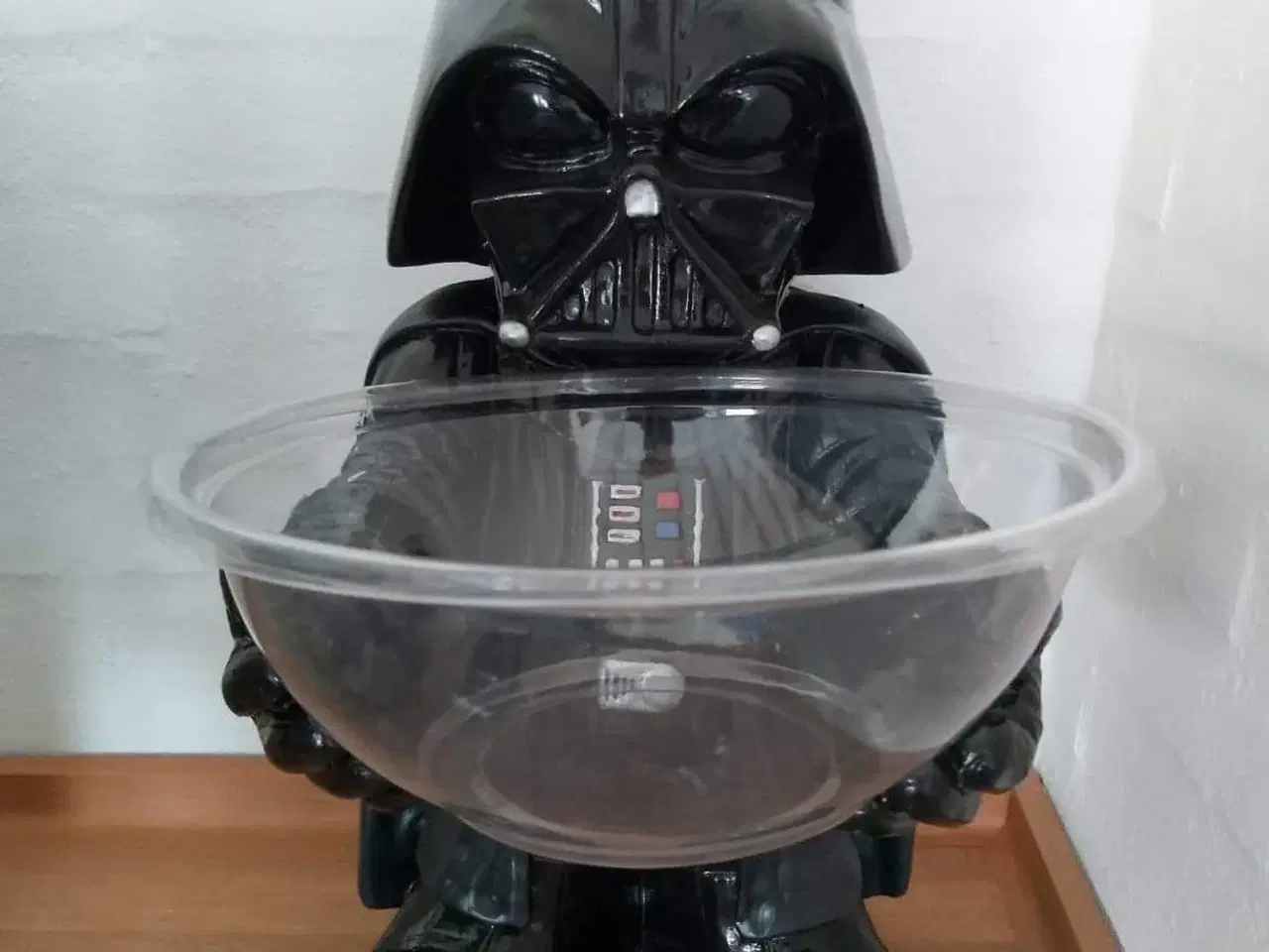 Star Wara Darth Vader Candy Bowl Hjallerup GulogGratis.dk