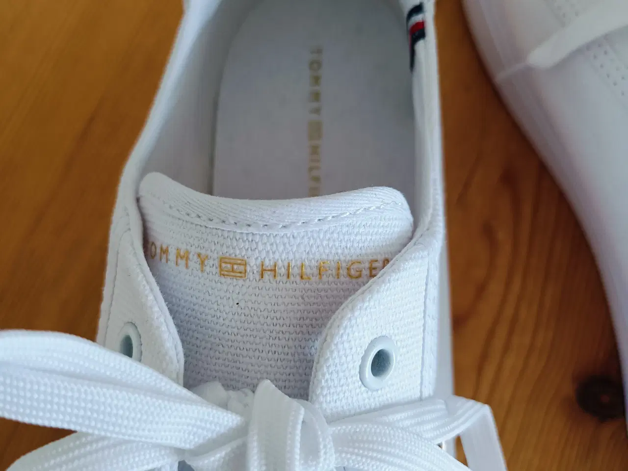 Billede 3 - Tommy Hilfiger sko nye størrelse 40