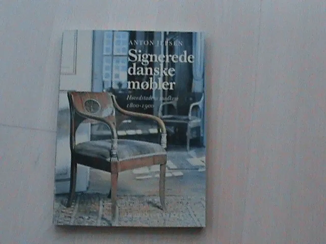 Billede 1 - Bog: "Signerede danske møbler", Anton Jepsen