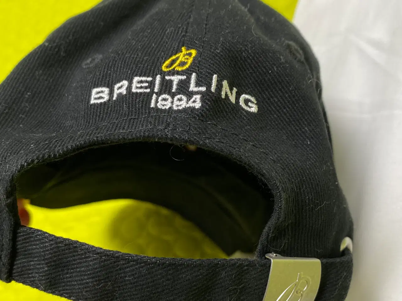 Billede 2 - Breitling: kasket/ merchandise + blyant med viskel