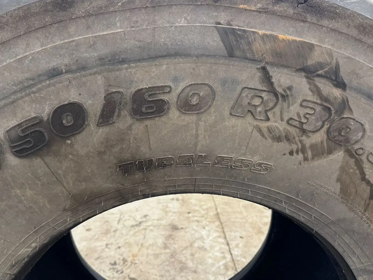 Billede 3 - Trelleborg 750/60R30,5