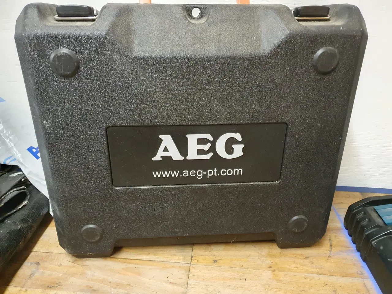 Billede 1 - AEG Akku skruemaskine med slag 18V